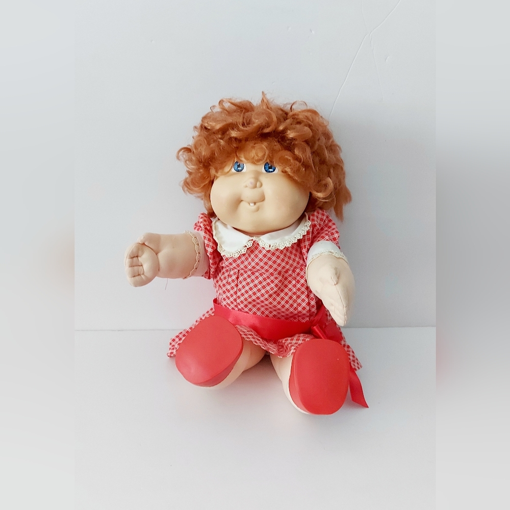 CPK Bout'chou doll By Coleco 1987 Retractable hair.